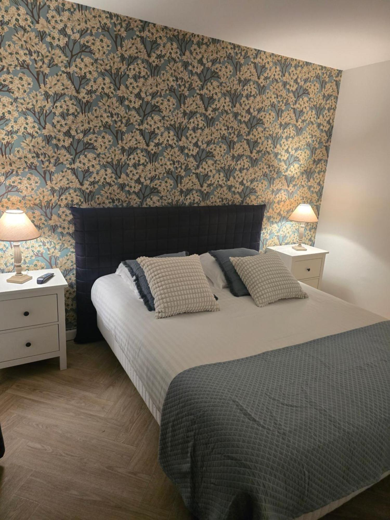 Hotel L'Ideal Le Mountbatten Arromanches-les-Bains Kültér fotó