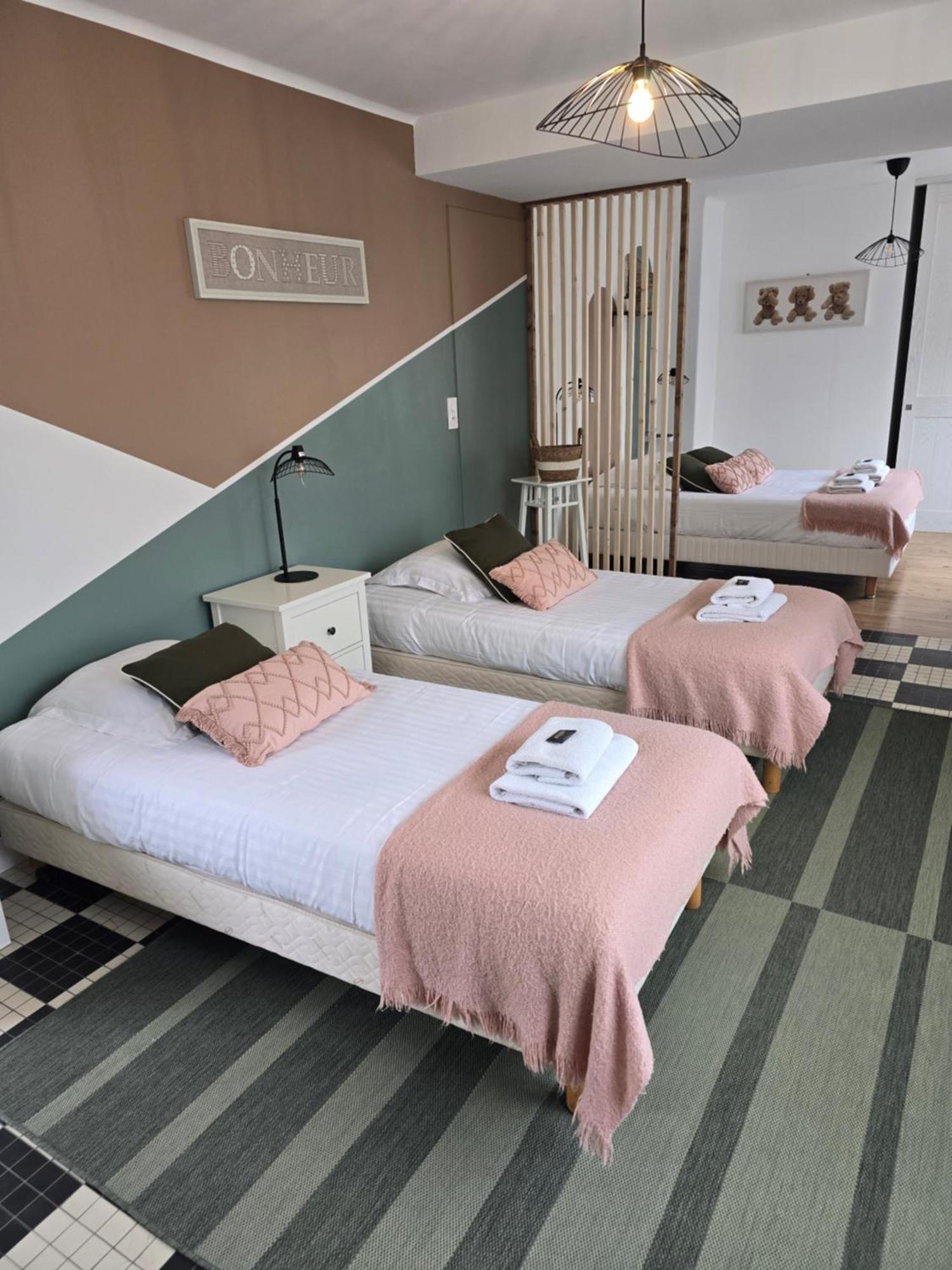 Hotel L'Ideal Le Mountbatten Arromanches-les-Bains Kültér fotó