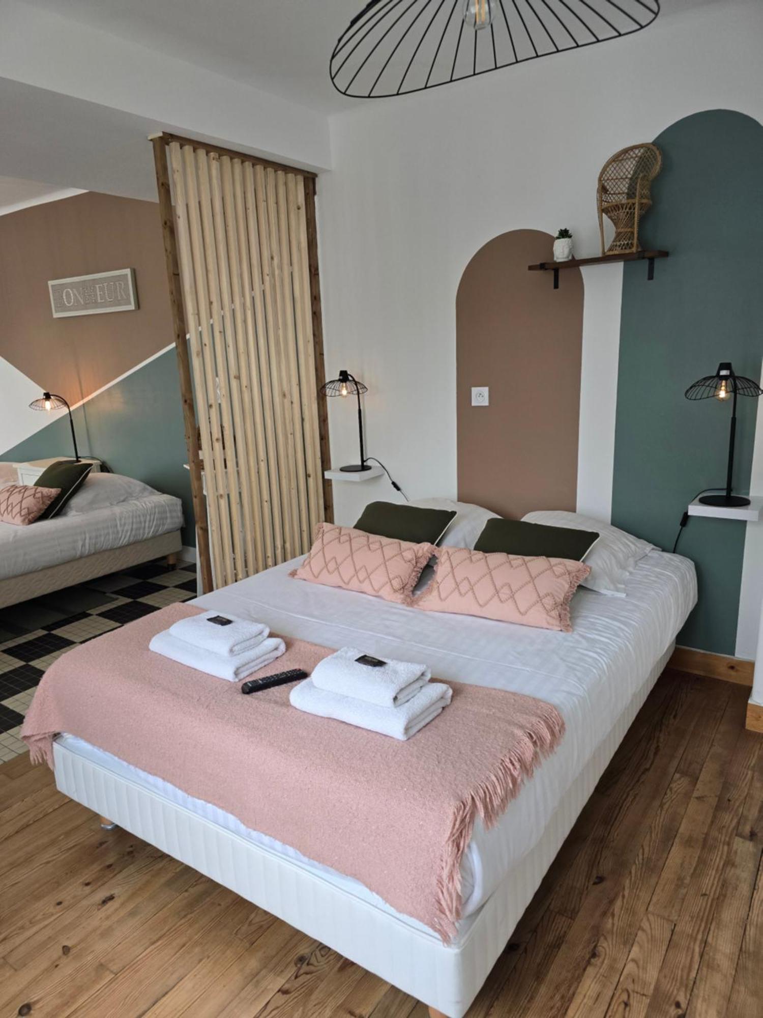Hotel L'Ideal Le Mountbatten Arromanches-les-Bains Kültér fotó