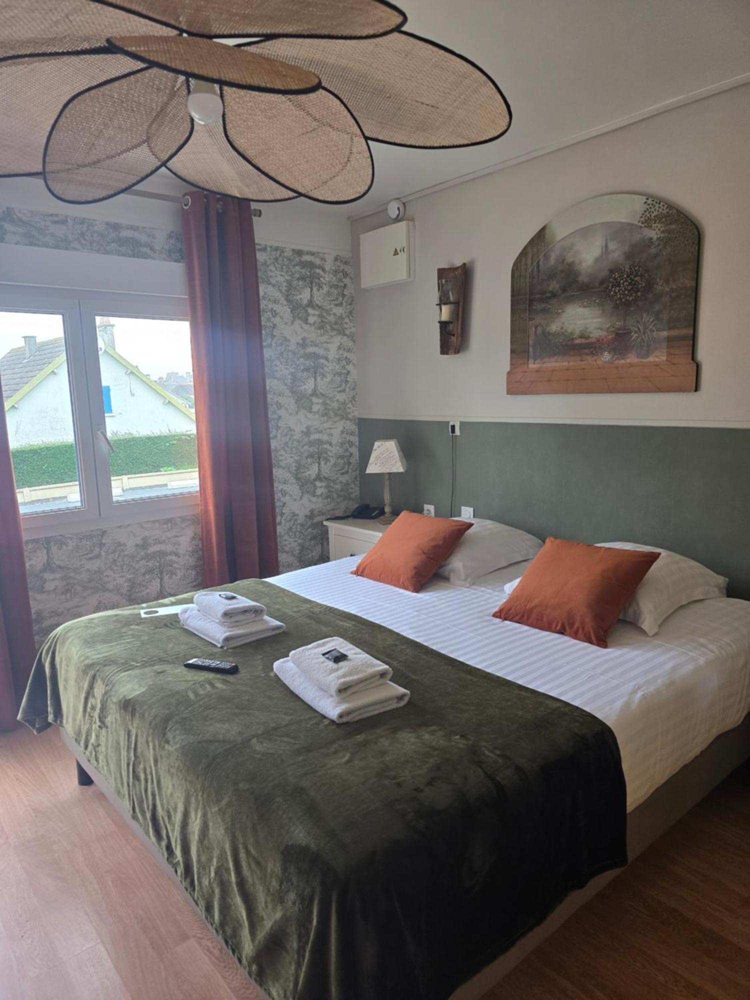 Hotel L'Ideal Le Mountbatten Arromanches-les-Bains Kültér fotó